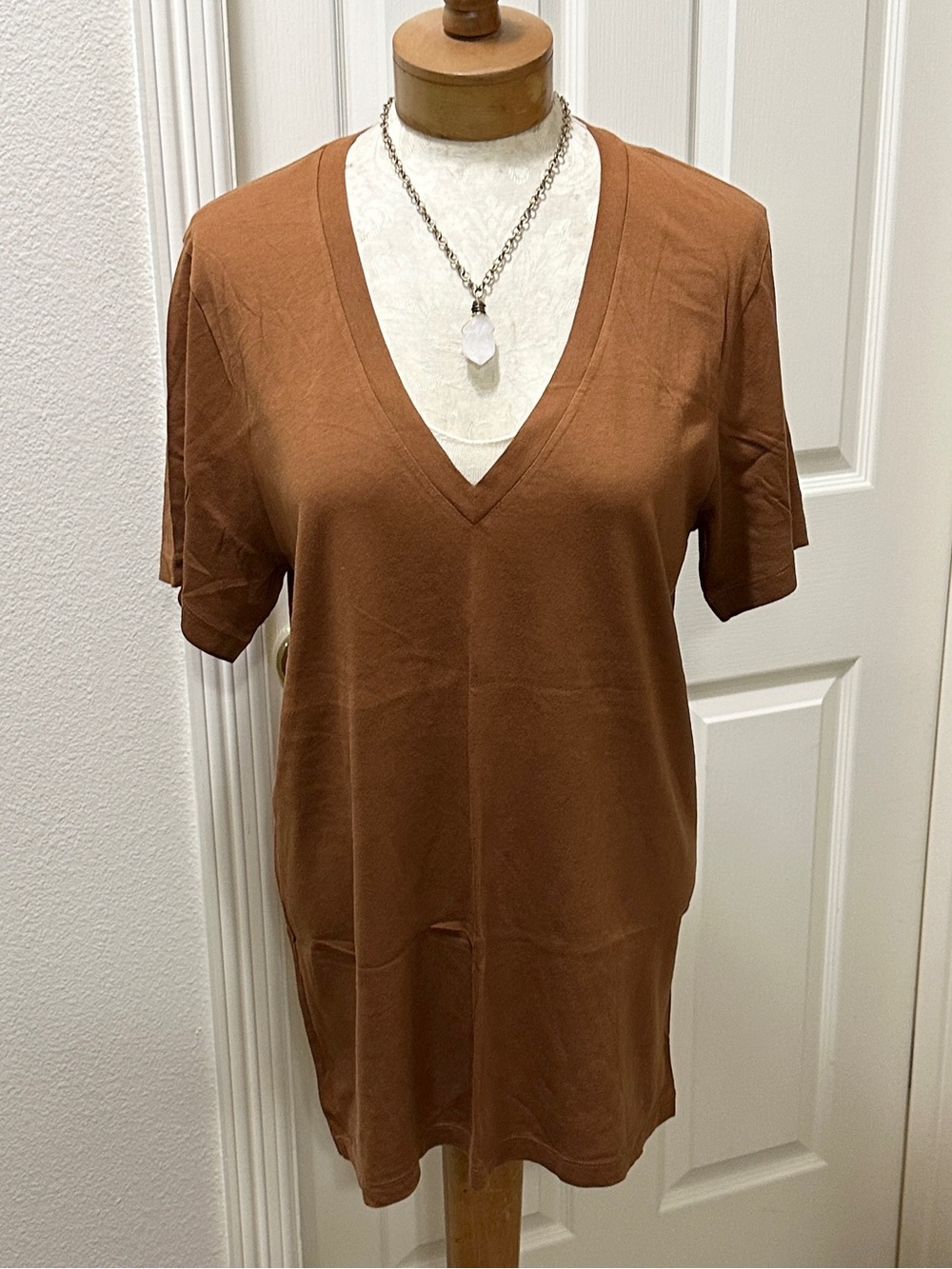 J. Crew Tissue T - Women’s Rust Brown V-Neck Short Sleeve T-shirt - L, XL